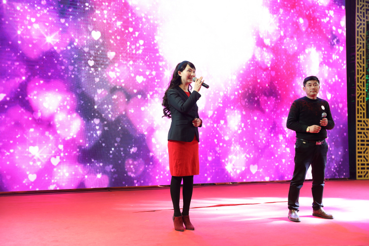 19歌曲《哪里天空不下雨》.jpg 19歌曲《哪里天空不下雨》.jpg