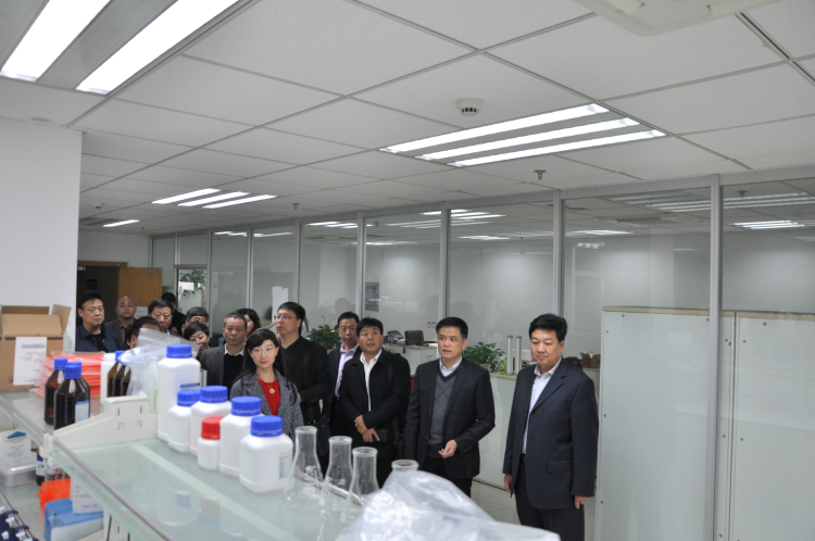 10参观会员刘光万企业——苏州博创同康生物工程有限公司.jpg