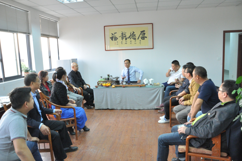 5在千户精机机电公司座谈.jpg