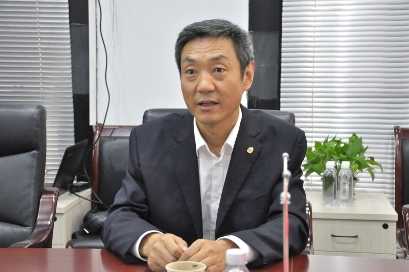 2贺家红书记讲话.jpg 2贺家红书记讲话.jpg