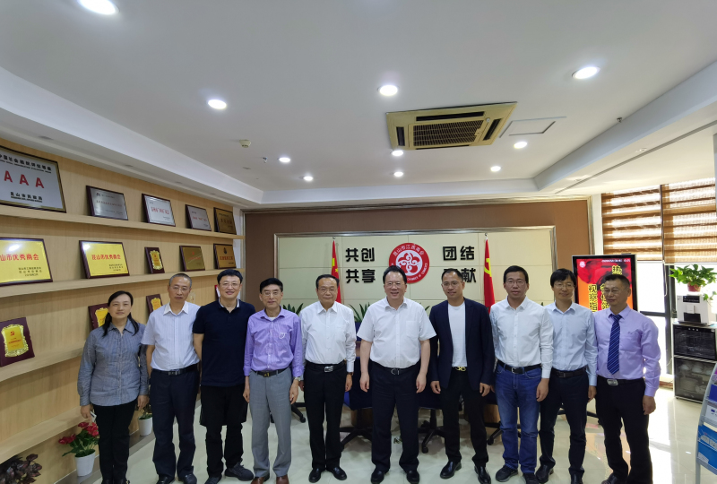 6合影.jpg 6合影.jpg