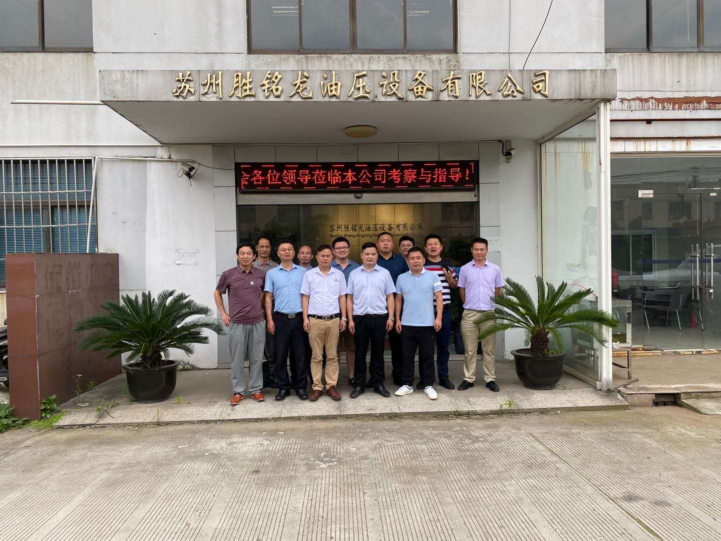 1a0dcd5ed9673ea2a1cb0a0b3a7331c.jpg 1a0dcd5ed9673ea2a1cb0a0b3a7331c.jpg