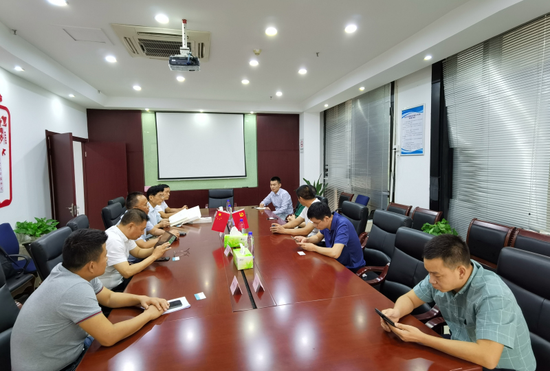 2座谈会现场.jpg 2座谈会现场.jpg