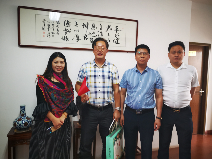 6李国东.jpg 6李国东.jpg