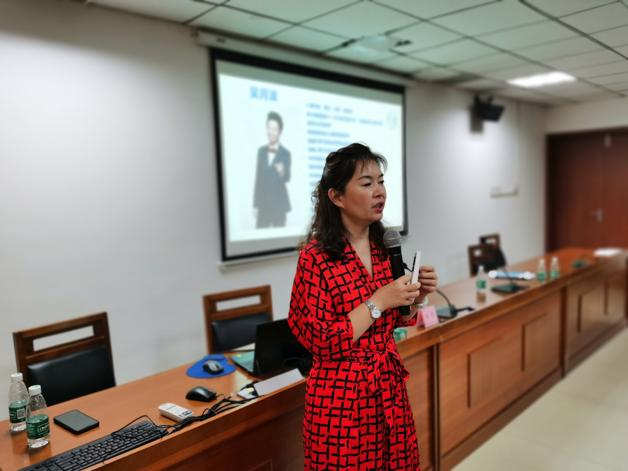 国家二级心理咨询师郭莉主讲.jpg 国家二级心理咨询师郭莉主讲.jpg