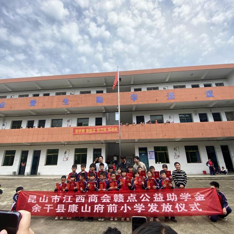 909df6dc7af64d4faf798492d5218173.jpg 909df6dc7af64d4faf798492d5218173.jpg