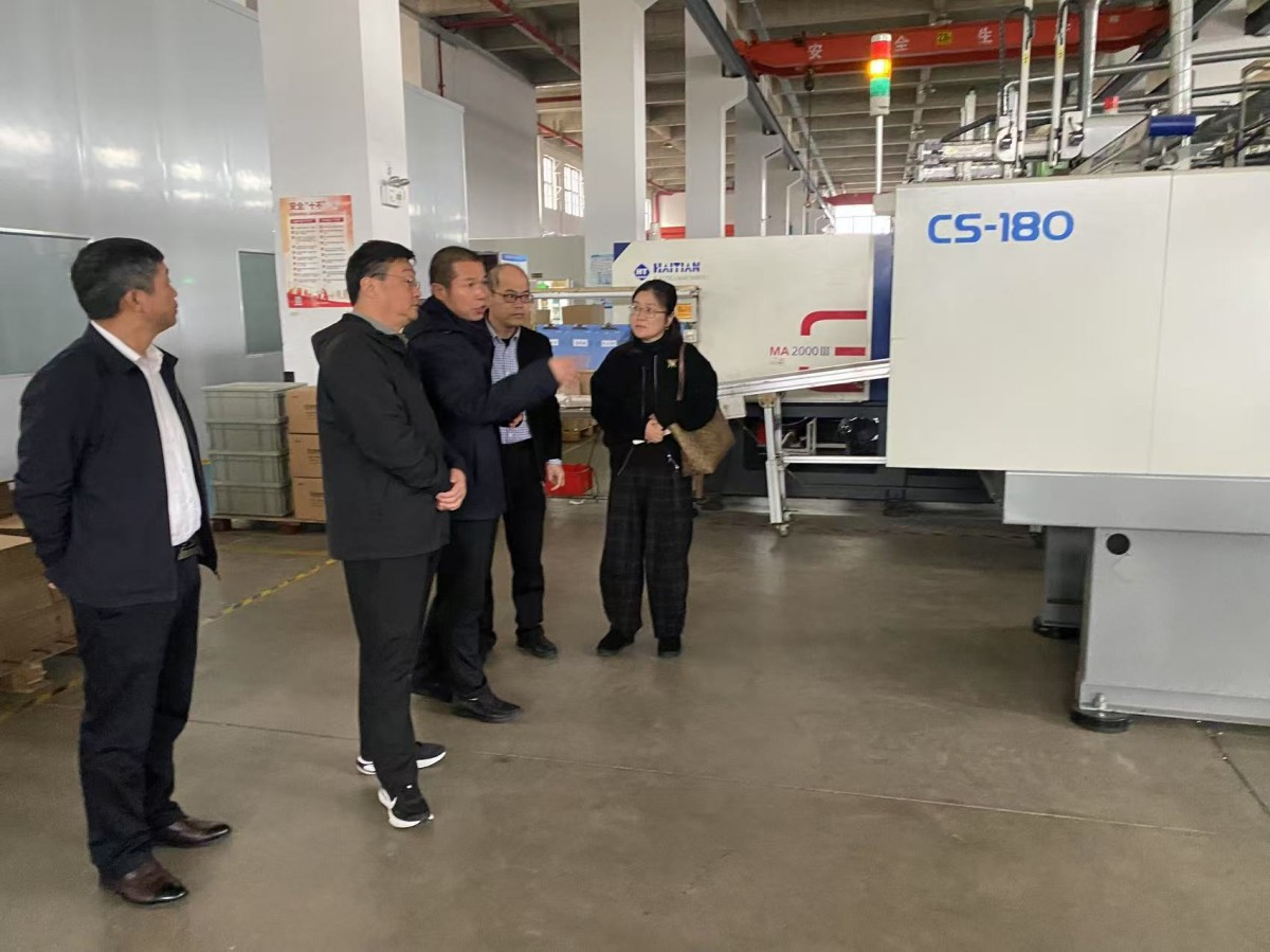 4走访昆山凯立杰塑胶有限公司.jpg 4走访昆山凯立杰塑胶有限公司.jpg